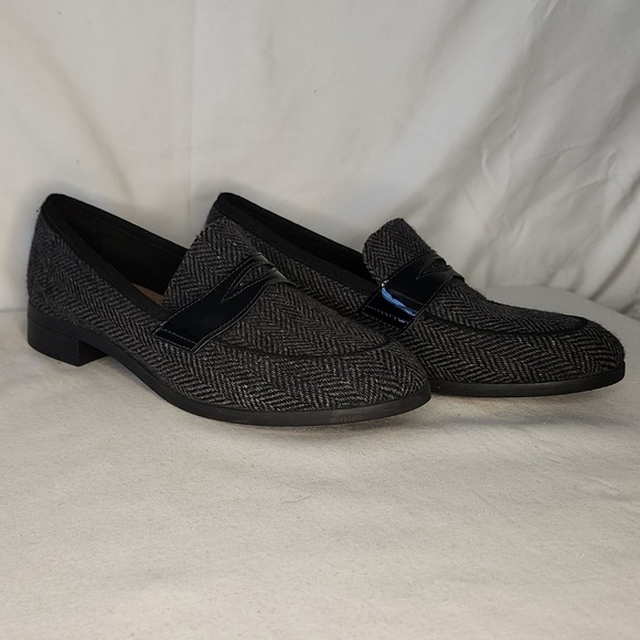 Clarks Collection Women's Loafers Herringbone Black Patent Trim Size 7.5 M - Picture 4 of 7